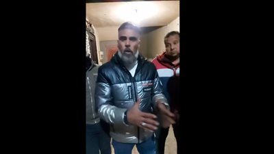 تامر حسني يروي تفاصيل تعرض بيته للحريق أكثر من مرة بسبب 