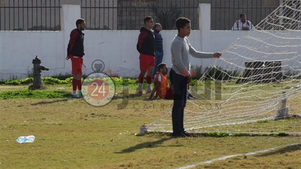 طفل جامع الكرات