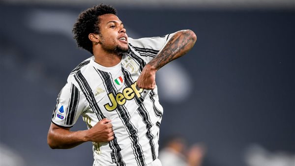 الأمريكي ويستون ماكيني