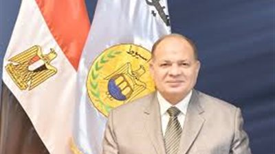 محافظ أسيوط يوجه بصرف مساعدات عاجلة لضحايا حادث غرق سيارة بنهر النيل بمركز صدفا 