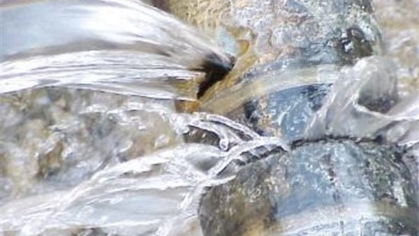 كسر بخط المياه