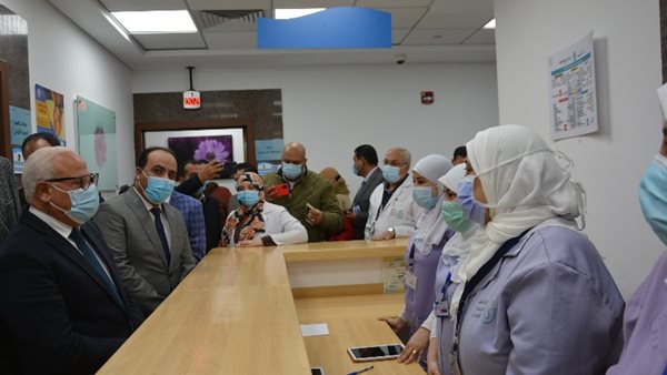 محافظ بورسعيد يتفقد