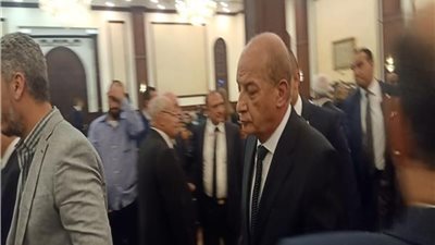 وصول الفريق أول محمد زكي وزير الدفاع عزاء الدكتور كمال عامر رئيس لجنة الأمن القومي سابقًا