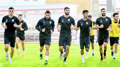 إدارة الزمالك تؤازر الفريق خلال تدريبه على ملعب رداس