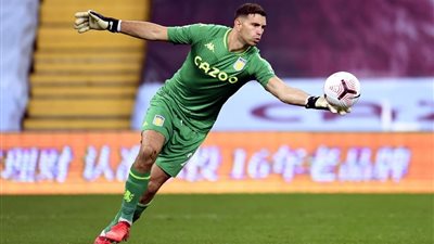 حارس أستون فيلا: مازلت أحب كل شيء في أرسنال