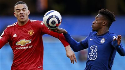 فيفا يُجري تعديلًا على قانون لمسة اليد في مباريات كرة القدم