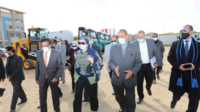 وزيرة البيئة: هدفنا الخروج بنموذج حقيقي لمنظومة إدارة المخلفات من العاصمة الإدارية الجديدة