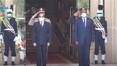 الرئيس السيسي يصل إلى الخرطوم في زيارة رسمية للسودان