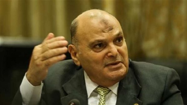 الفريق كمال عامر