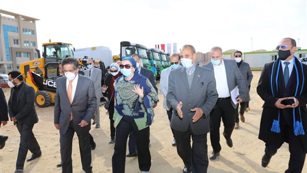 وزيرة البيئة تشهد