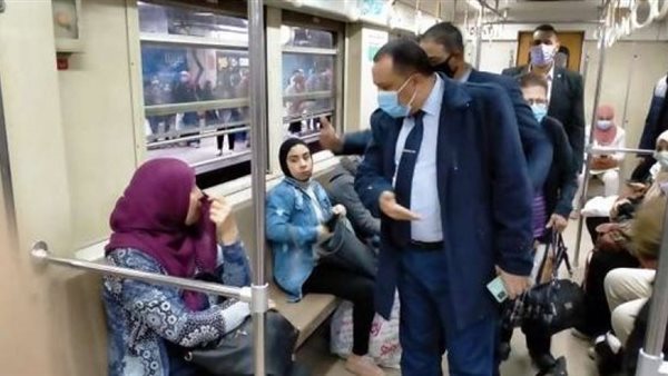 حملات تفتيش على الكمامات