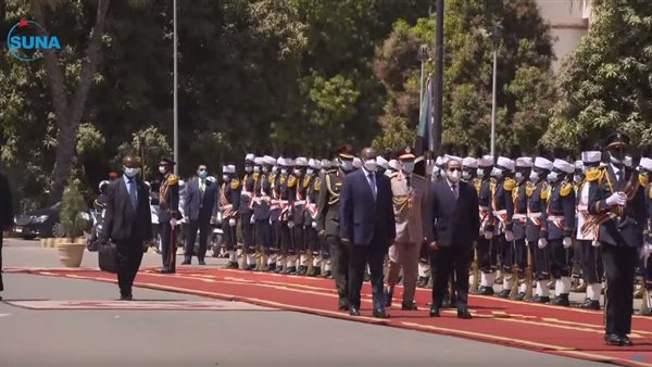 لحظة وصول السيسي