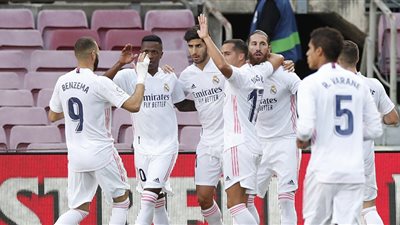 عودة بنزيما.. زيدان يعلن قائمة ريال مدريد لمواجهة أتلتيكو مدريد في الليجا