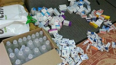 جمارك قسطل تضبط كمية من الأدوية والمستلزمات الطبية قبل تهريبها