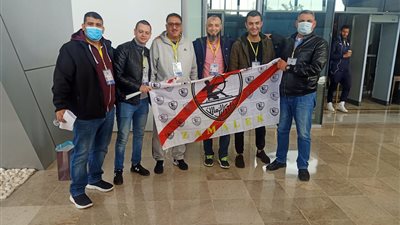 طاقم طائرة الزمالك يدعم الفريق قبل مواجهة الترجي (صور)