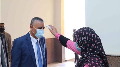 في يومها الثامن.. 20 ألف طالب يؤدون الامتحانات بجامعة جنوب الوادي (صور)