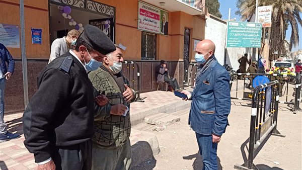 استمرار تطعيم المواطنين