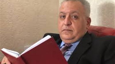 أستاذ مناعة في بريطانيا: درجة الحرارة المرتفعة تقلل من انتشار كورونا (فيديو)