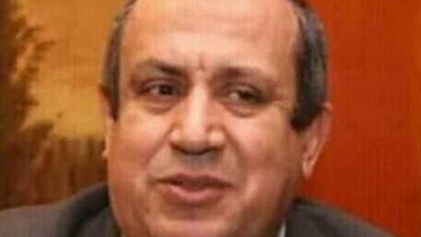 رجل الأعمال المتوفي