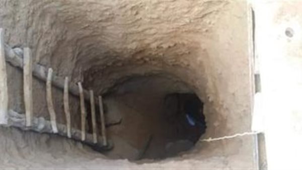 التنقيب على الآثار