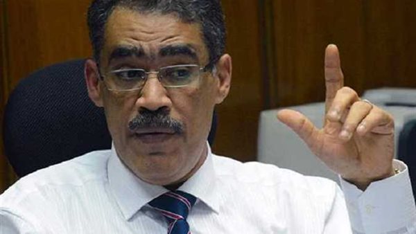 الكاتب الصحفي ضياء