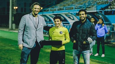 إسلام عيسى لاعب شهر فبراير في بيراميدز  (فيديو)