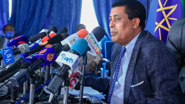 السفير ديني مفتي،