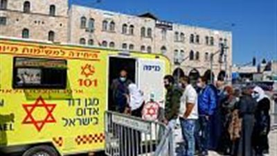 إسرائيل تقرر تطعيم العمال الأردنيين بلقاحات كورونا