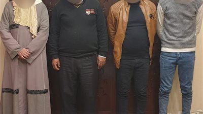 بأسلوب التتبع والمغافلة.. ضبط تشكيل عصابي يسرق رواد البنوك بالإسكندرية