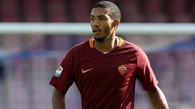 روما يعلن إصابة مدافعه بفيروس كورونا