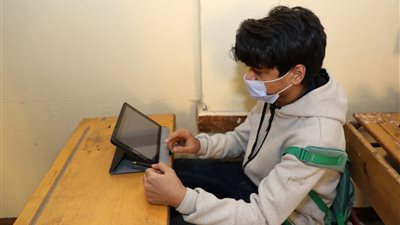 100 % نسبة وصول الطلاب للمنصة في آخر أيام امتحانات الأول والثاني الثانوي ببورسعيد