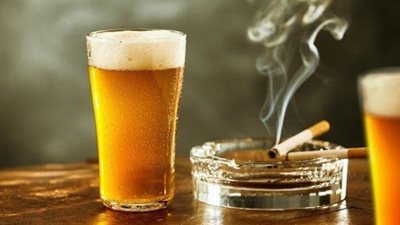 أسباب تجعلك تمتنع عن استهلاك الكحول والتدخين في ظل انتشار كورونا.. تعرف عليهم