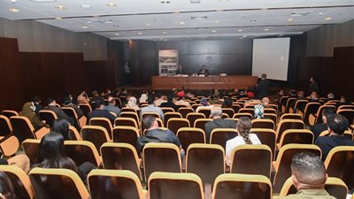 وزير السياحة والآثار يتابع الاستعدادات النهائية لموكب المومياوات الملكية 