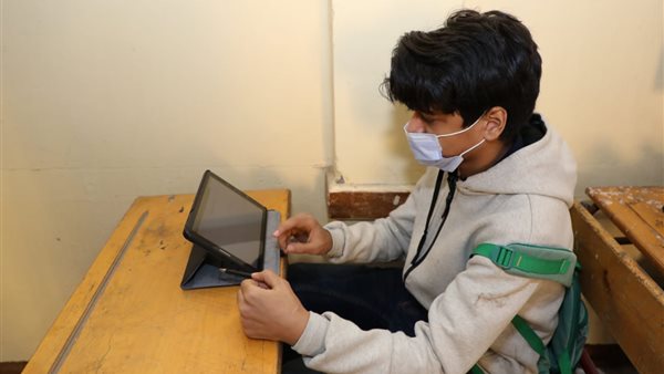 أداء الامتحانات الكترونيا