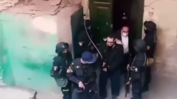 لحظة القبض على متحرش