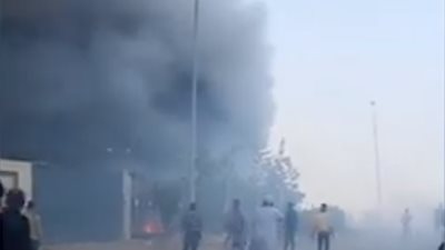 ننشر فيديو اللحظات الأولى لحريق مصنع العبور
