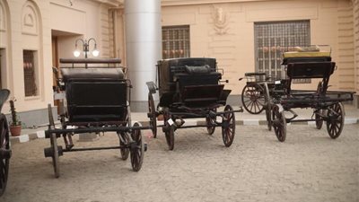 صناديق مغلقة.. وصول مركبات ملكية لمتحف قناة السويس العالمي لعرضها في الافتتاح الرسمي     