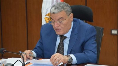 لاستقبال مرضى كورونا.. محافظ المنيا: الأكسجين متوفر داخل مستشفى التأمين الصحي