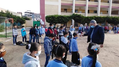 الموجة الرابعة VS المدارس.. أطباء يقدمون روشتة حماية الطلاب من كورونا