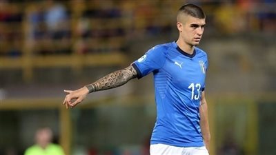 تشيلسي يزاحم مانشستر يونايتد لضم مدافع روما