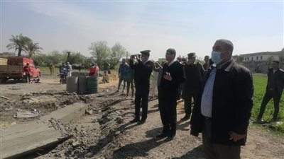 إحالة صاحب بناء مخالف بالفيوم إلى النيابة العسكرية (صور)