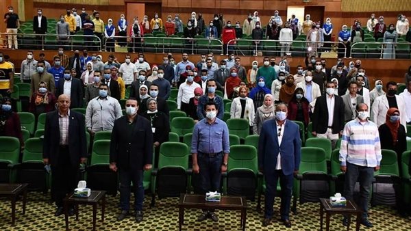 وزير الشباب والرياضة