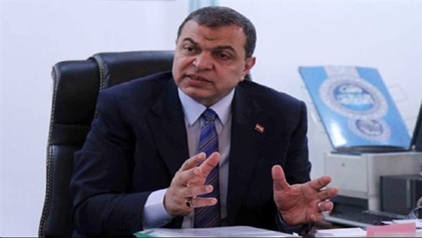 وزير القوى العاملة