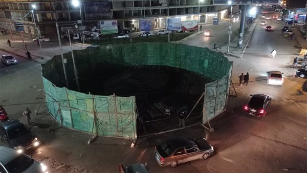 إقامة نافورة بميدان