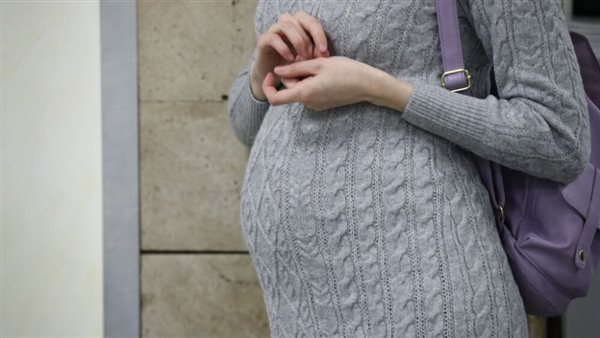 سيدة أمريكية تظن