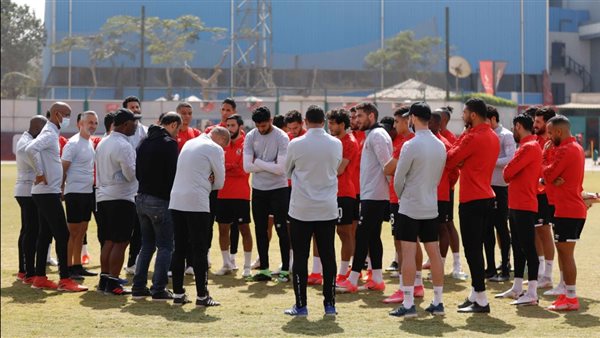 موسيماني مع لاعبي