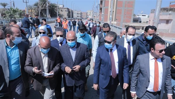 وزير النقل يتفقد