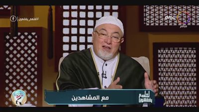 خالد الجندي يتحدى السلفيين: هاتوا حديث يقول لا تصافحوا النساء (فيديو)