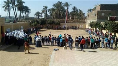 انتظام سير العملية التعليمية بمدارس سوهاج وسط إجراءات احترازية مشددة