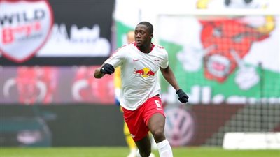 إبراهيما كوناتي على ردار ليفربول في الصيف